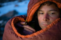 Mocowanie śpiwora do głowy