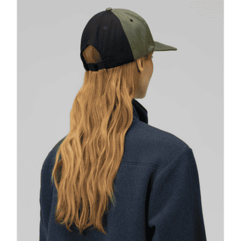 Czapki Norrona /29 Trucker Tech Cap Caviar Black