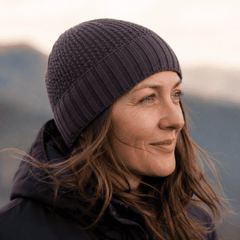 Czapki Kama Knitted Merino beanie Kama A199 R154 deep cherry