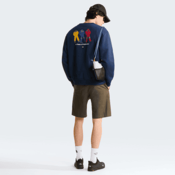 Bluza The North Face U TNF Celebration Relaxed Crew-Graphic Men SUMMIT NAVY