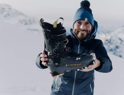 Jaka jest różnica między skialpem a naleśnikiem narciarskim?