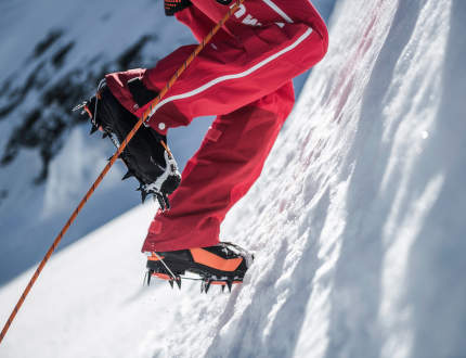 Raki lub też raki wspinaczkowe i ich rozwój