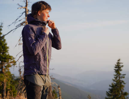 Recenzje ultralekkiej zapasowej kurtki Direct Alpine Cyclone